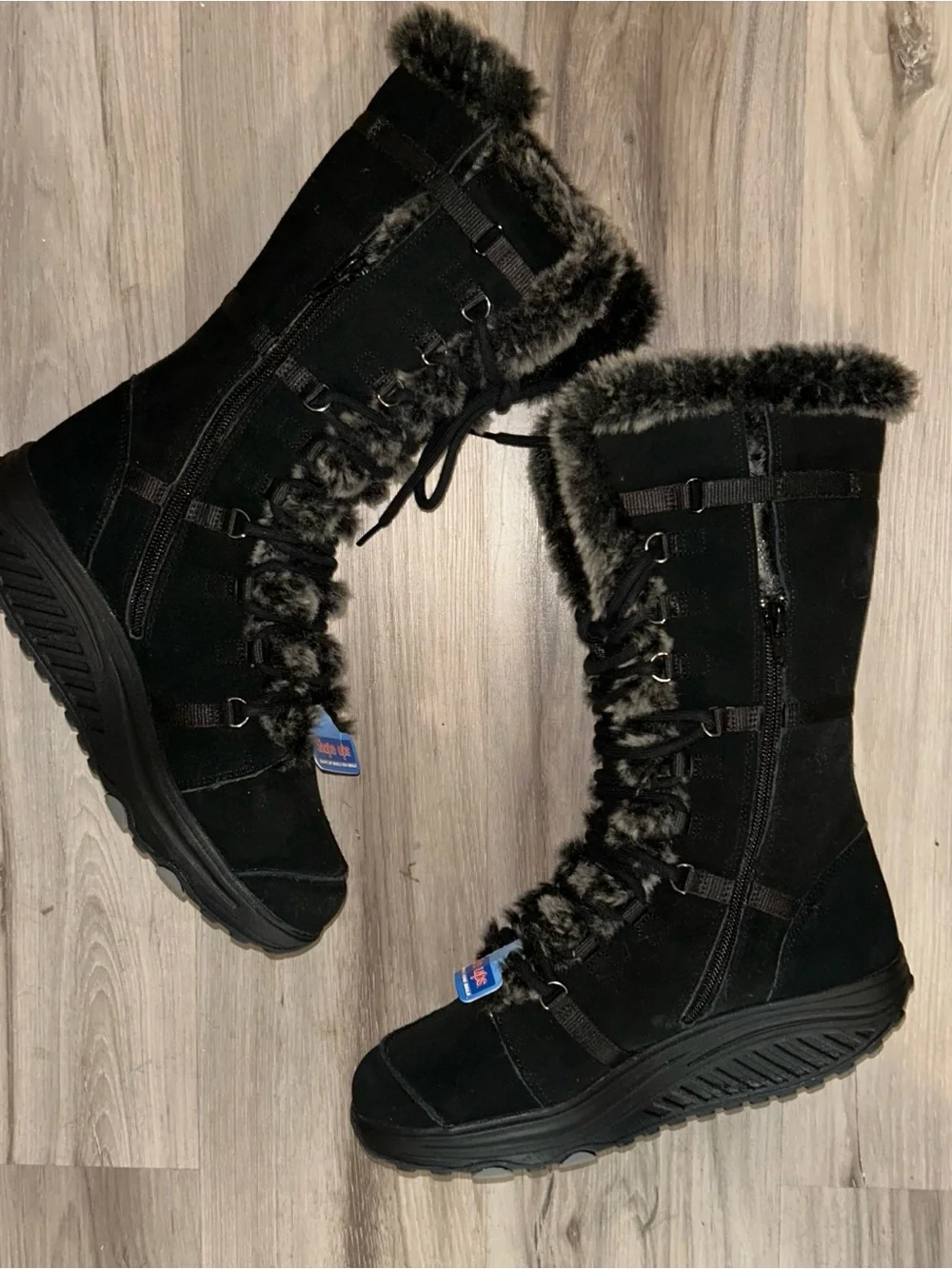 Skechers Women's Black Faux-Fur Lace-Up Winter Boots